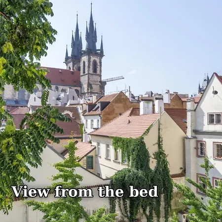 Romantic Cathedral View Old Town, Balcony *
